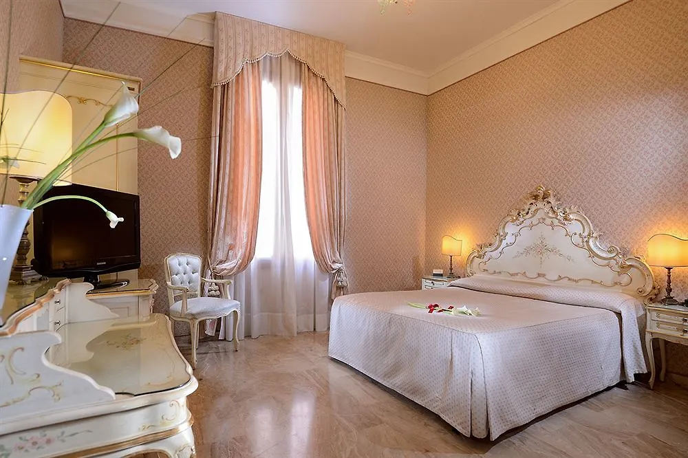 Hotel Canaletto Venice