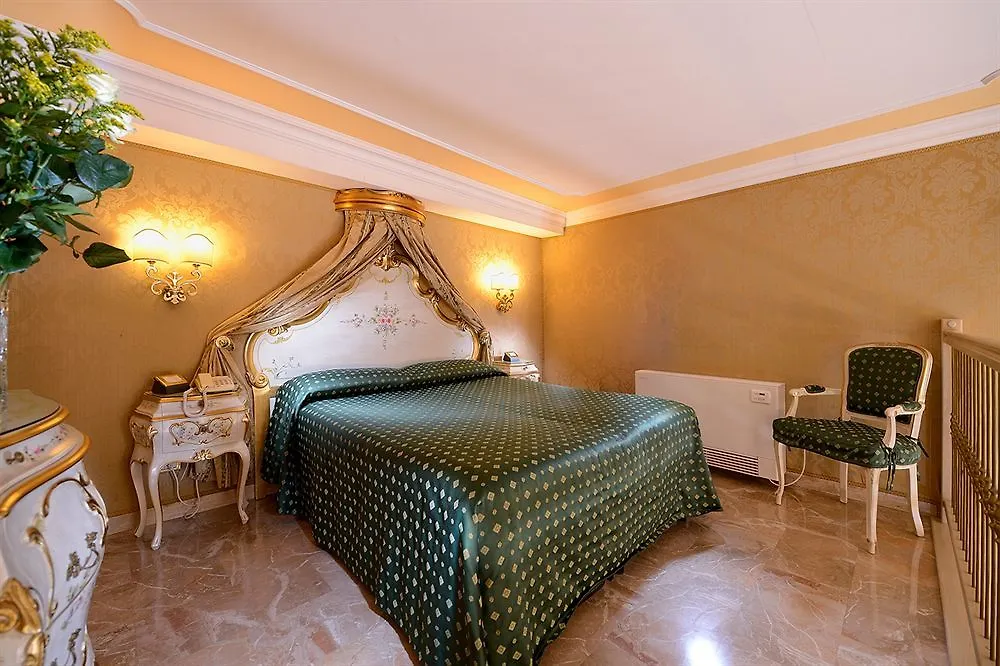 Hotel Canaletto Venice 3*,  Italy