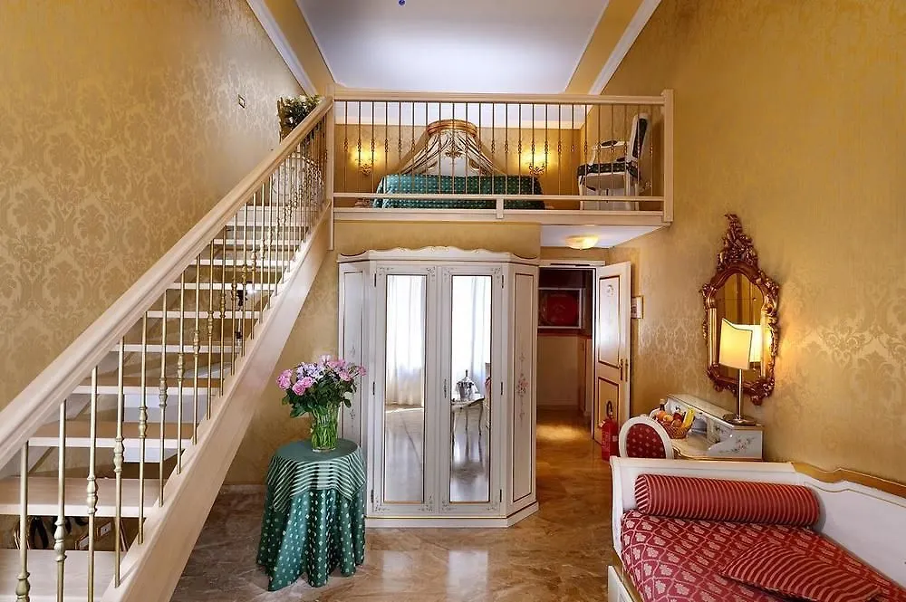 ***  Hotel Canaletto Венеция Италия