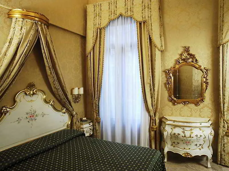 Hotel Canaletto Венеция